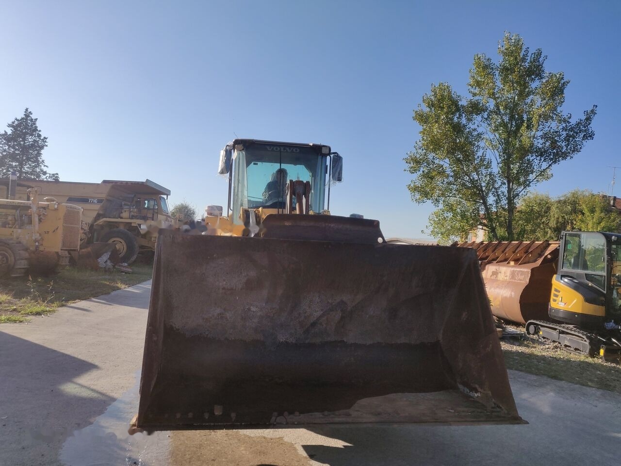 Wheel loader Volvo L110F: picture 13