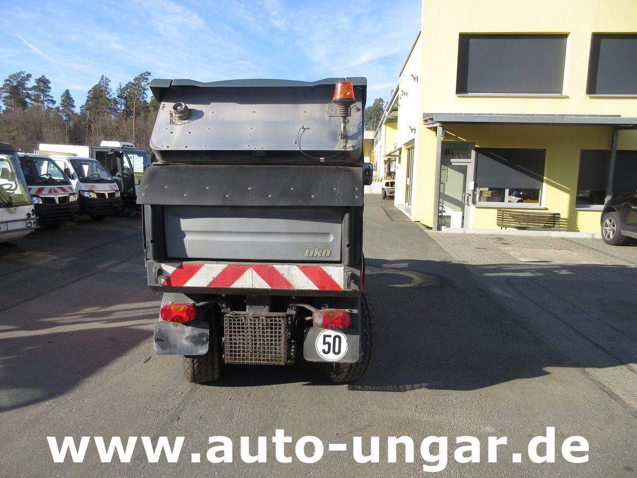 Road sweeper HAKO CityMaster CM 2000 Kehrmaschine Euro 5 Bj. 2014 2-Besen-System: picture 10