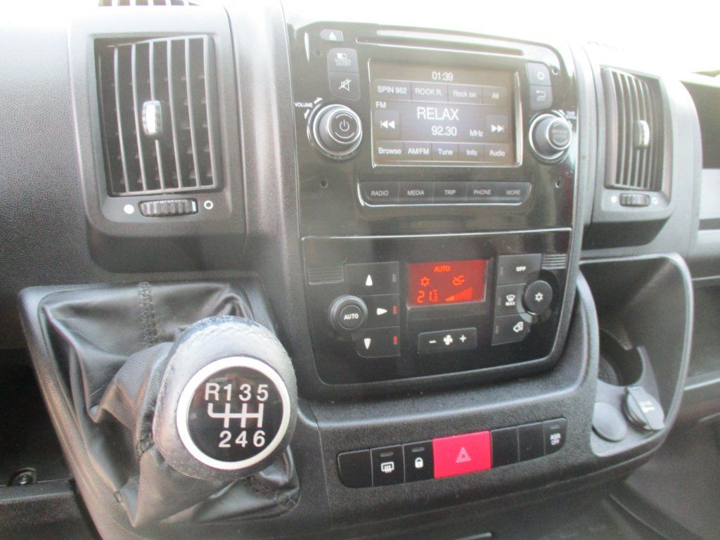 Panel van Citroën Jumper L3H2: picture 10