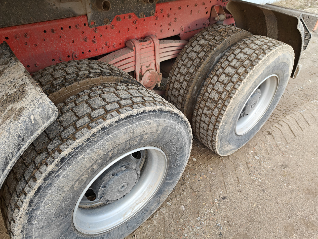 Tipper MERCEDES-BENZ Actros 3340 6x6: picture 6