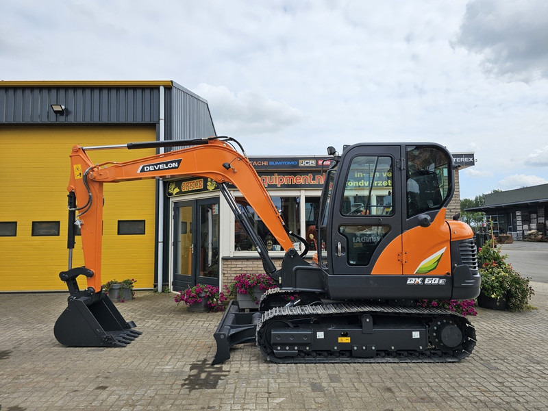 New Mini excavator Develon DX60E-10N: picture 1