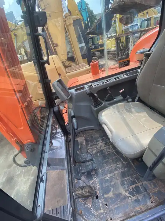 Crawler excavator 90% new Korea Doosan 6ton dx60 dx55 dx75 excavator: picture 6