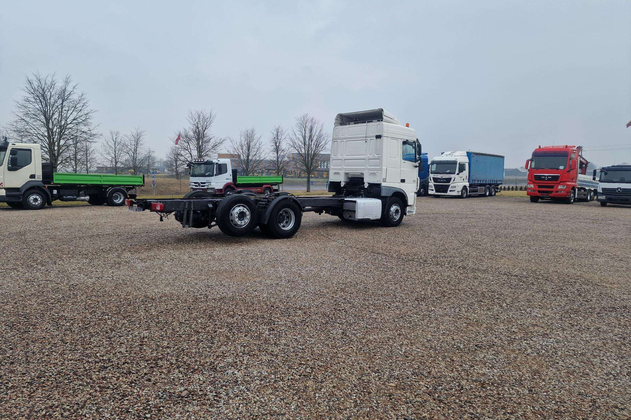 Cab chassis truck DAF XF 460: picture 8