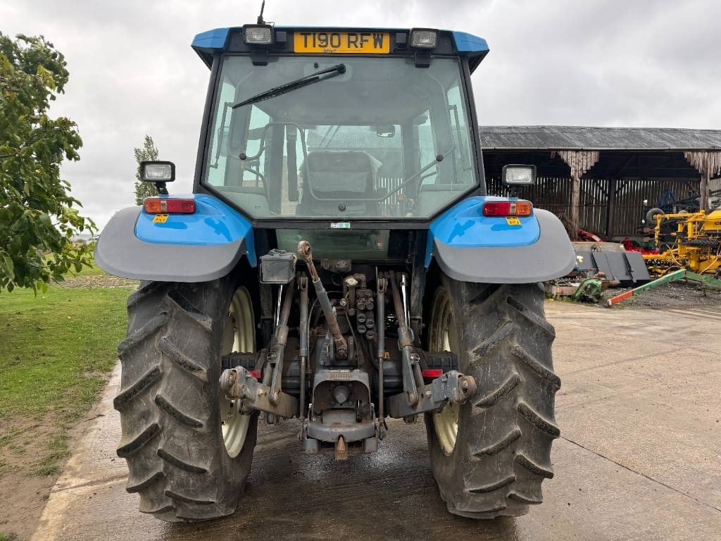 Farm tractor New Holland TS 115 SLE: picture 20