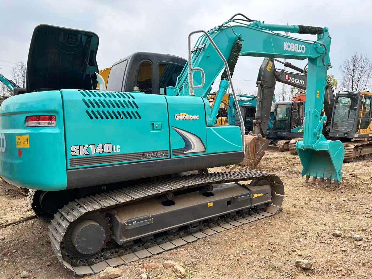 Crawler excavator KOBELCO SK140LC-8: picture 8