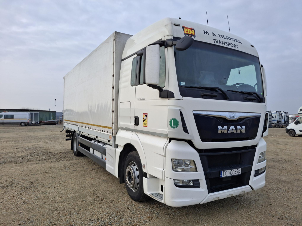 Curtainsider truck MAN TGX 18.400 SOLÓWKA: picture 1