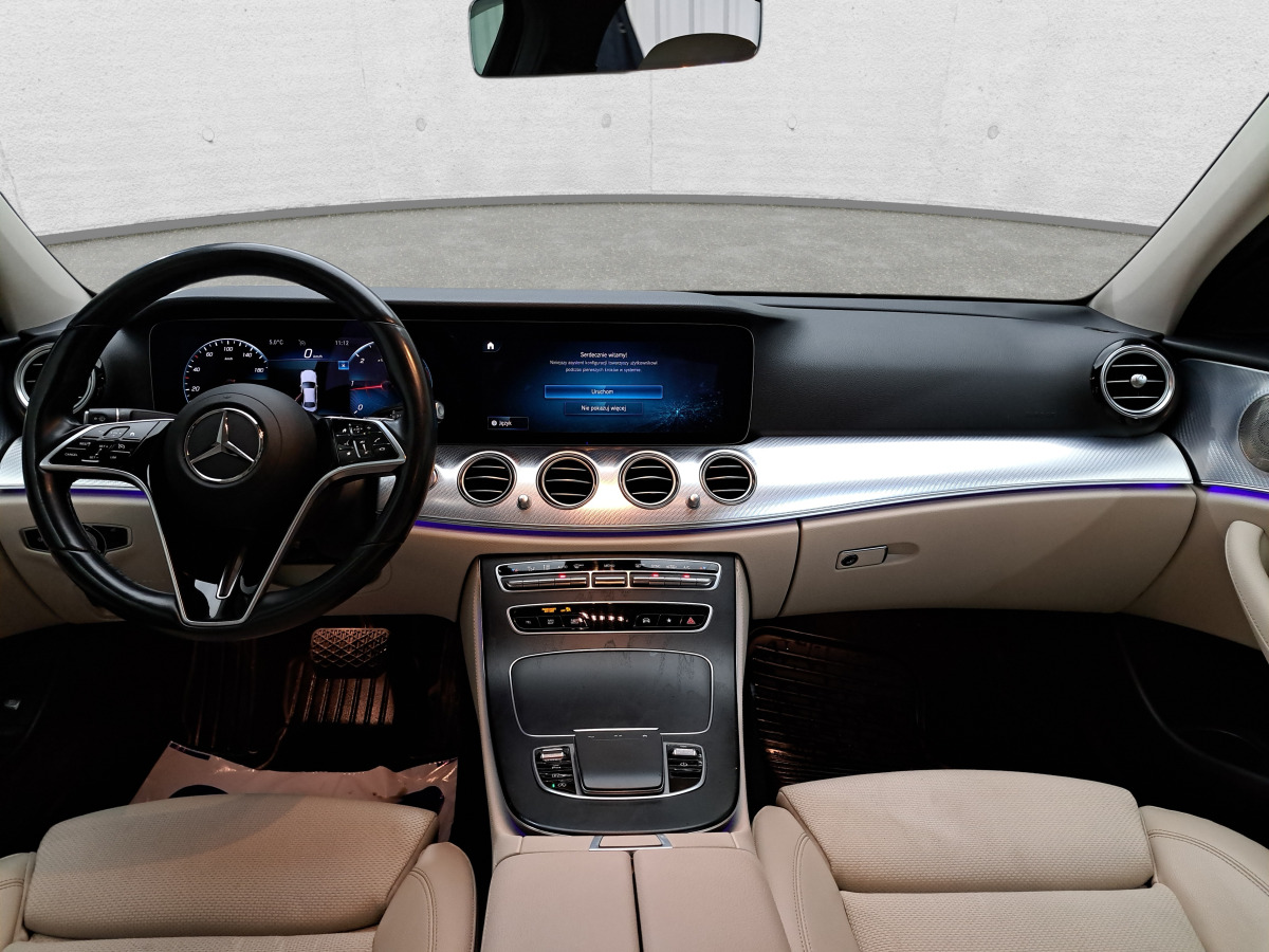 Car MERCEDES BENZ E 220 D 4MATIC SEDAN: picture 10