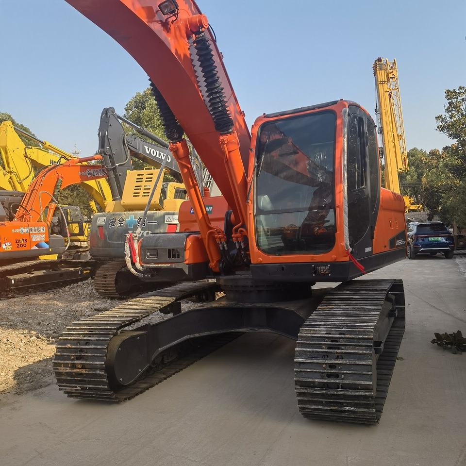 Leasing of DOOSAN Doosan DX225LC Crawler excavator DOOSAN Doosan DX225LC Crawler excavator: picture 6