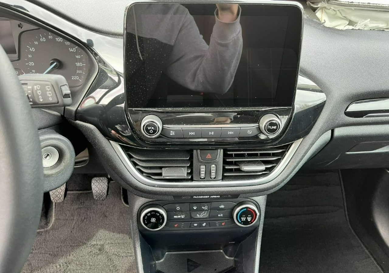 Car Ford Fiesta IX LIFT 1.1 Benzyna 75KM Klima Carplay Pakiet Winter Cool&Connect 2021: picture 8