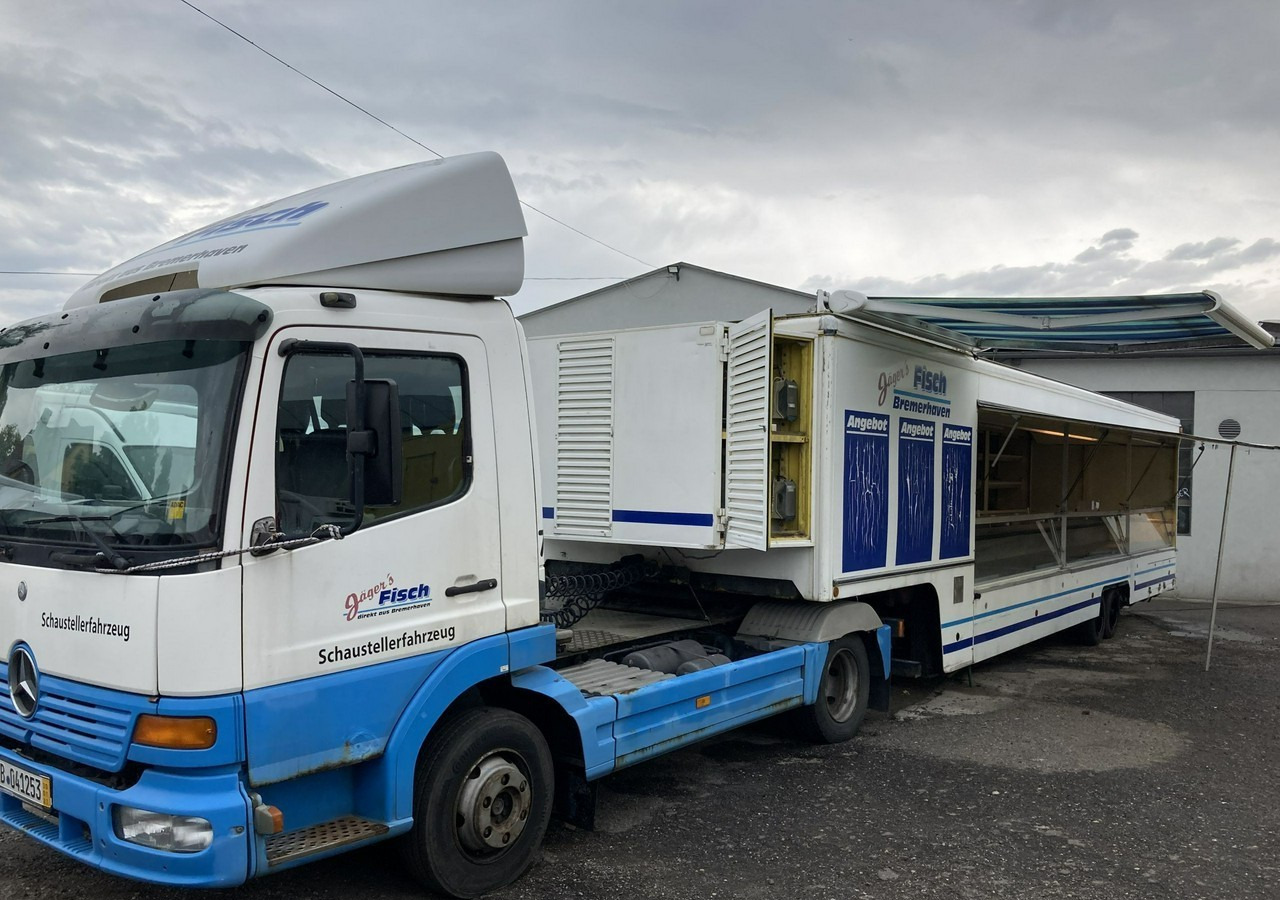 Vending trailer Inna Naczepa Autosklep sklep gastronomiczna Food truck Foodtruck naczepa Autosklep wędlin Gastronomiczna food truck foodtruck sklep: picture 18