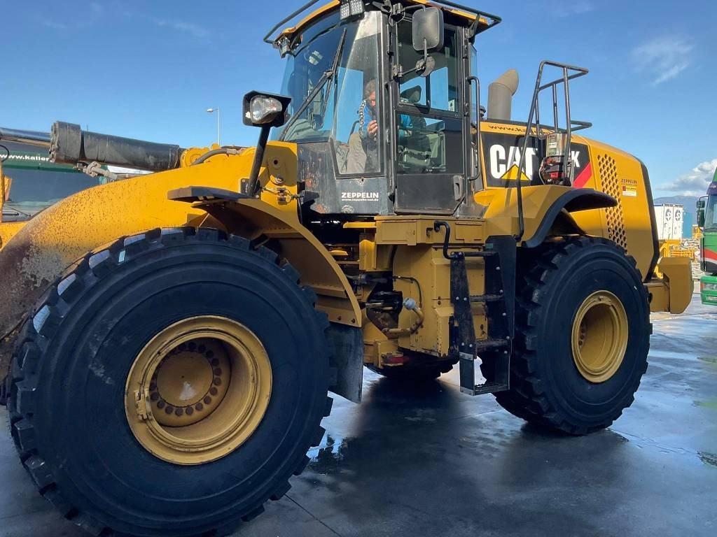 Wheel loader CAT 966K XE: picture 6