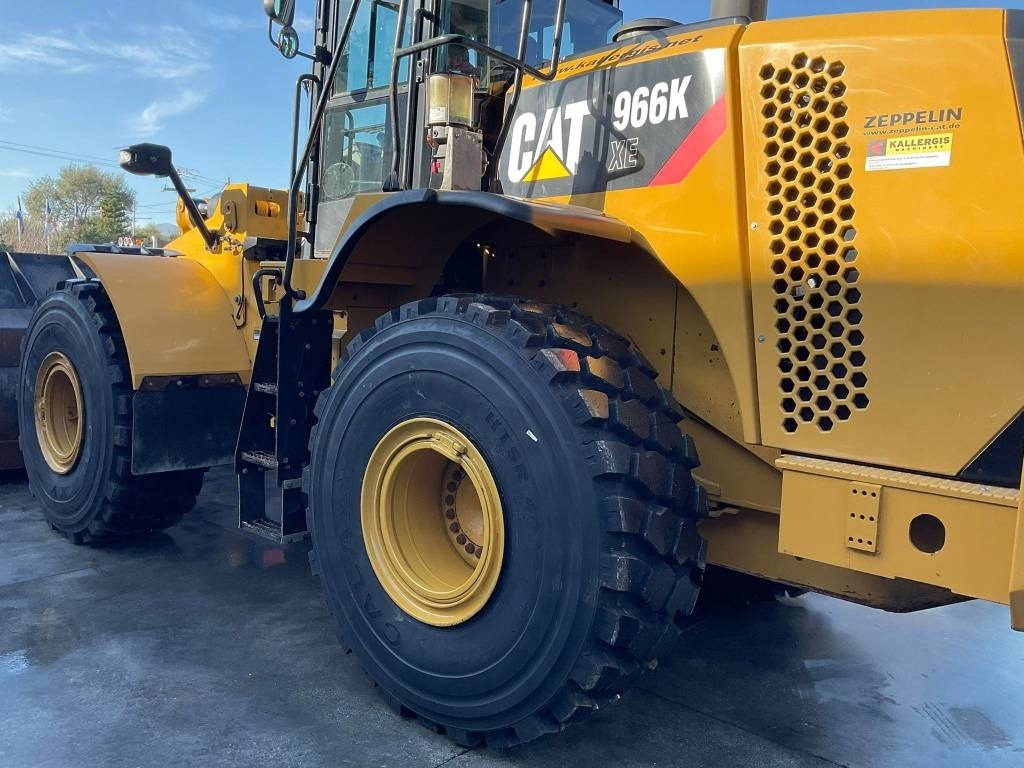 Wheel loader CAT 966K XE: picture 8