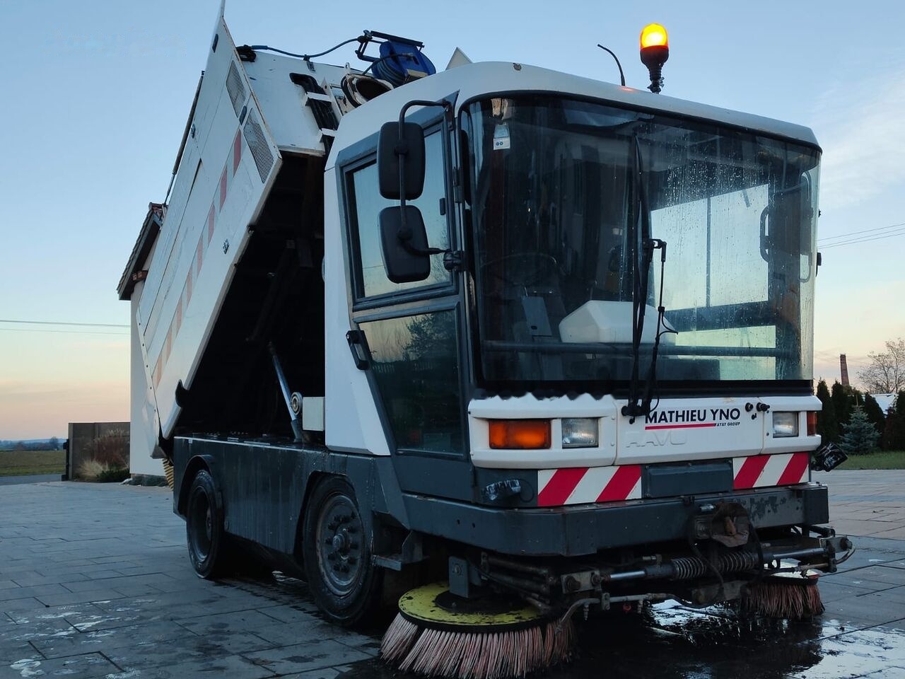 Road sweeper Mathieu Yno Ravo C 540 NA CZĘŚCI: picture 9