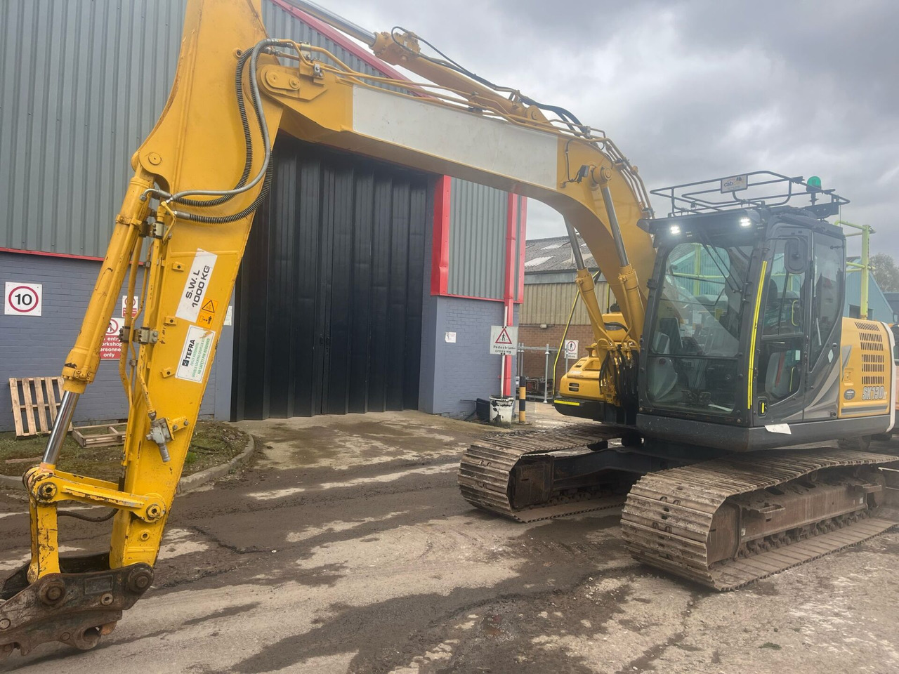 Crawler excavator Kobelco SK130LC-11: picture 1