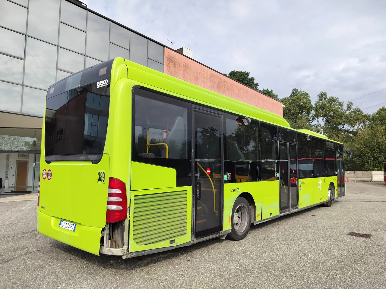 Suburban bus Mercedes-Benz Citaro: picture 9