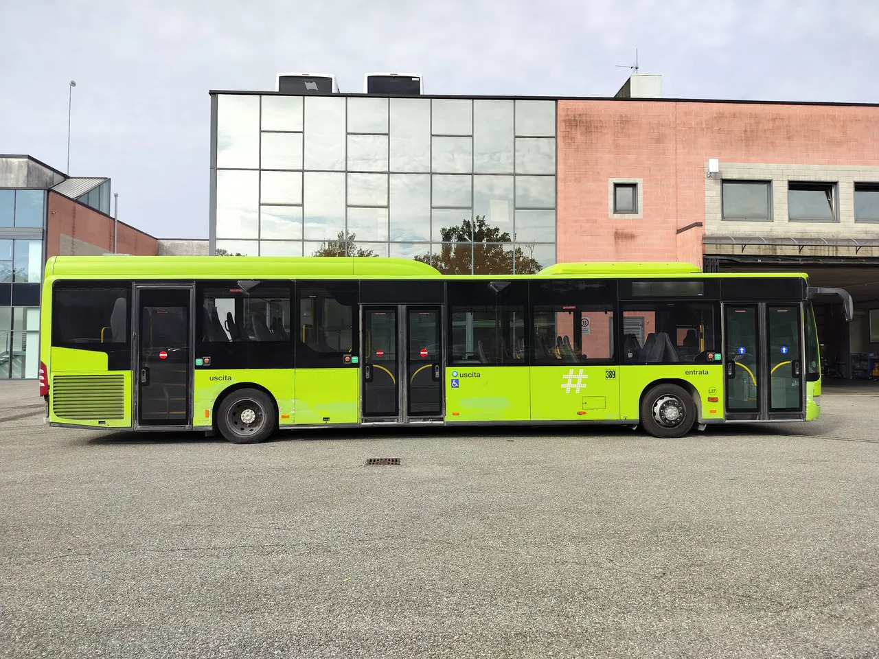 Suburban bus Mercedes-Benz Citaro: picture 10