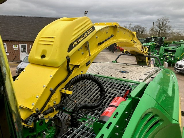 Forage harvester John Deere 8500i: picture 19