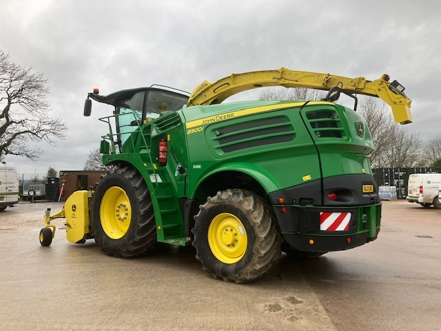 Forage harvester John Deere 8500i: picture 9