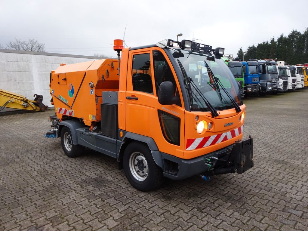 Road sweeper Multicar M30 HAKO FUMO Kehrmaschine + Schneeplatte 4x4: picture 9