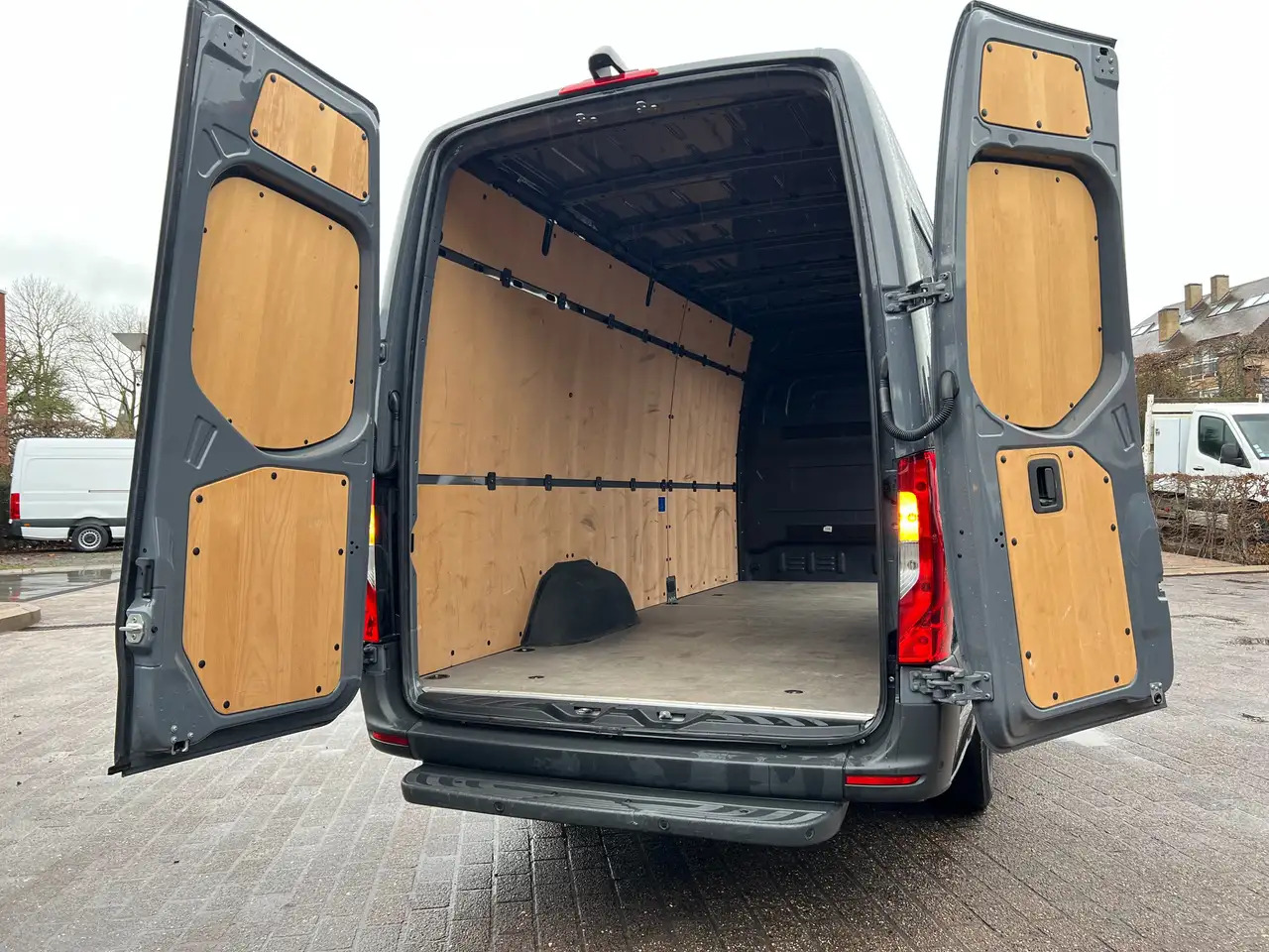 Panel van Mercedes-Benz Sprinter 315 L3H2 RWD (36.500€ex) CAMERA|MBUX| SENSOR: picture 7