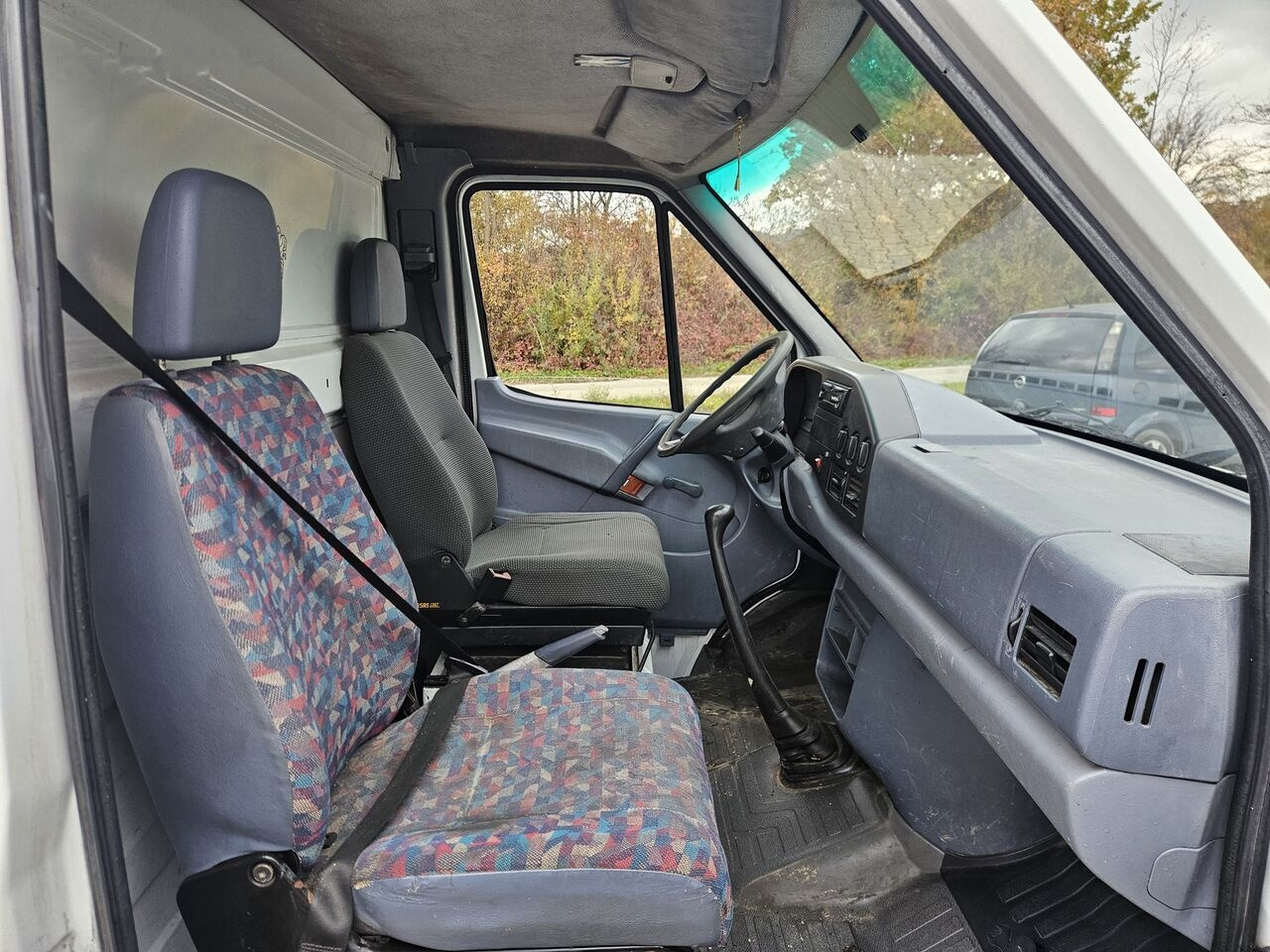 Curtain side van Mercedes-Benz Sprinter 308 D: picture 9