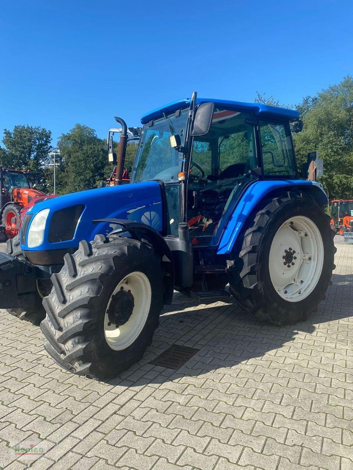 Farm tractor New Holland TL90A: picture 7