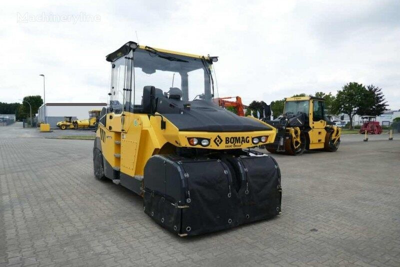 Pneumatic roller BOMAG BW 28 RH: picture 6