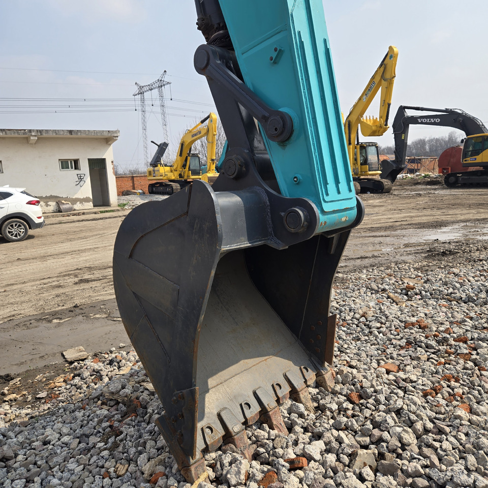 Crawler excavator Kobelco SK350LC-8: picture 8