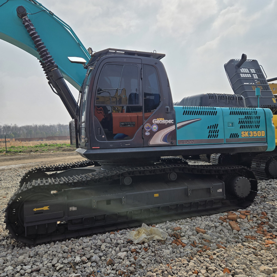 Crawler excavator Kobelco SK350LC-8: picture 6