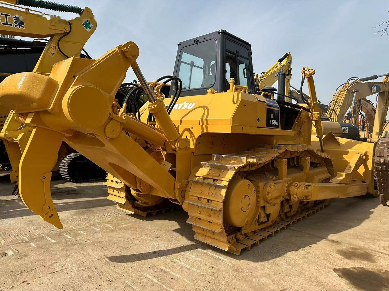 Bulldozer Komatsu D155A-5: picture 10