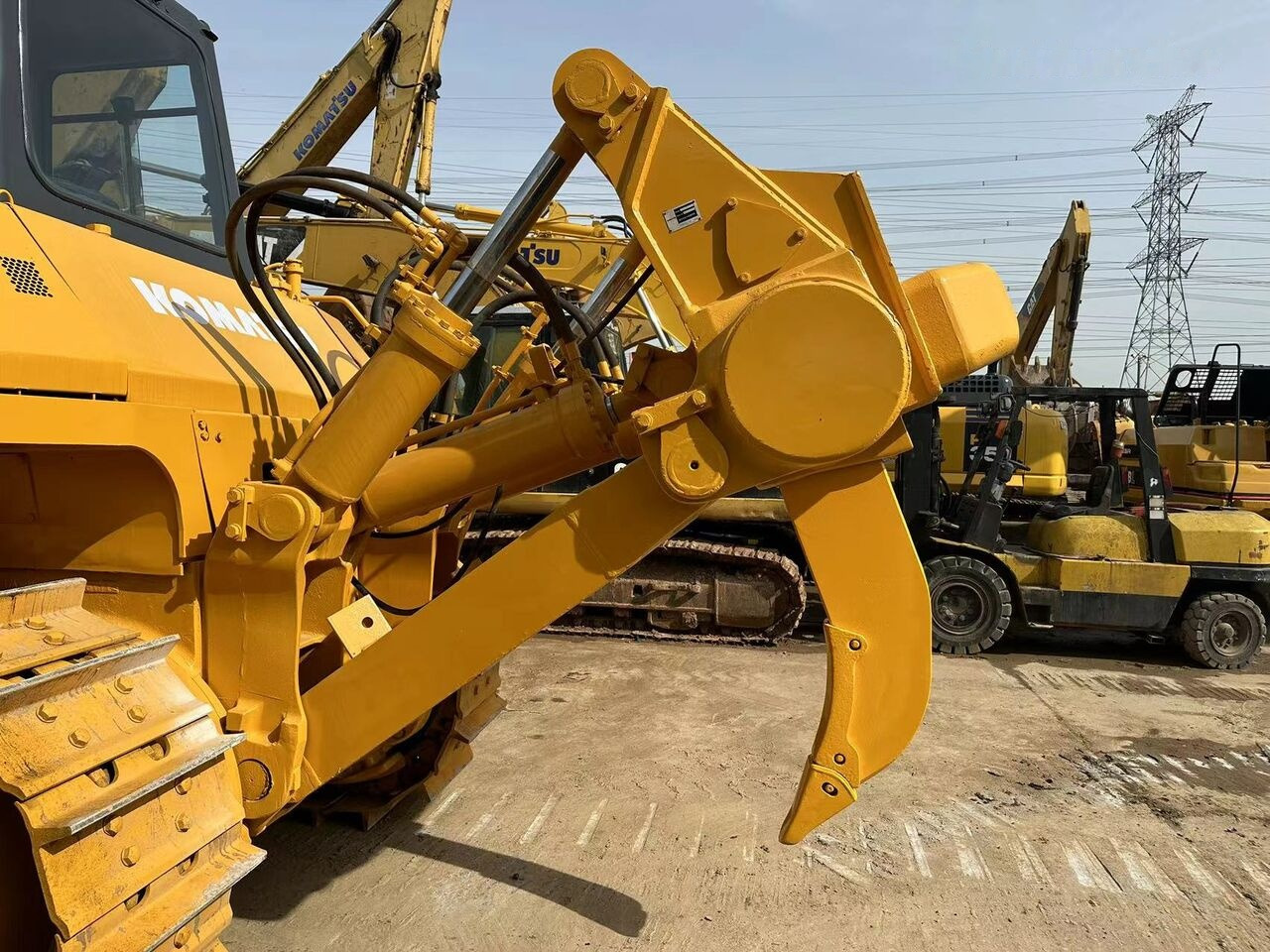 Bulldozer Komatsu D155A-5: picture 9