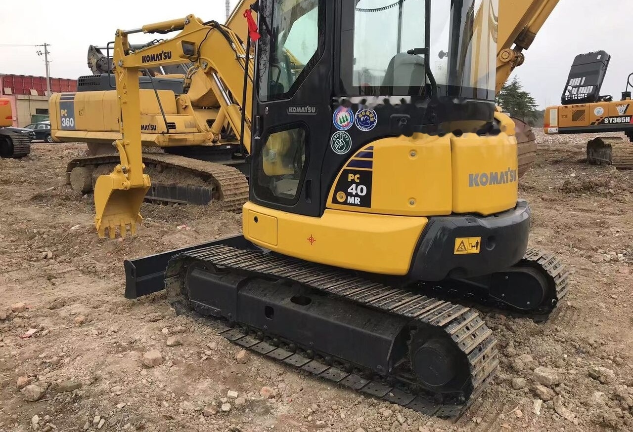 Mini excavator Komatsu PC40MR: picture 6