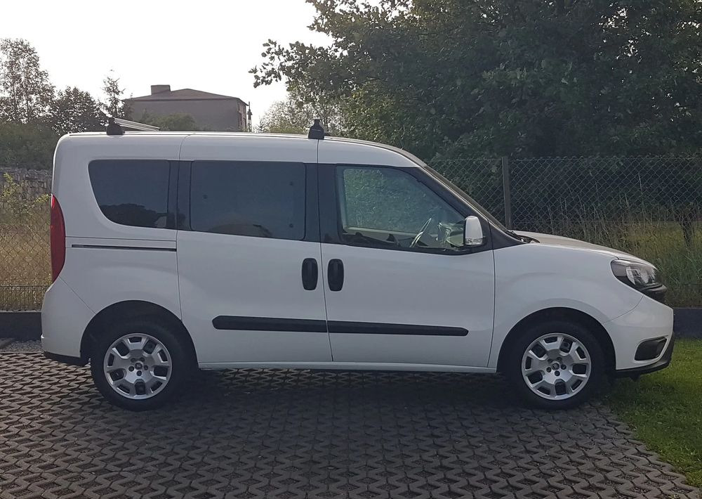 Car Fiat Doblo 1.6 Multijet 16V Easy: picture 12