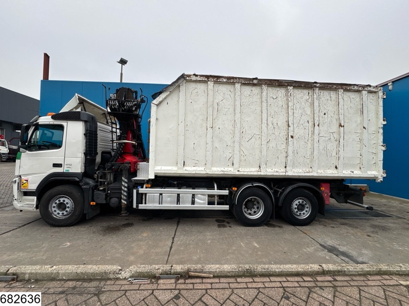 Tipper, Crane truck Volvo FM 410 6x2, EURO 5 EEV, Epsilon: picture 12