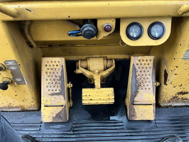 Crawler loader Caterpillar 953: picture 47