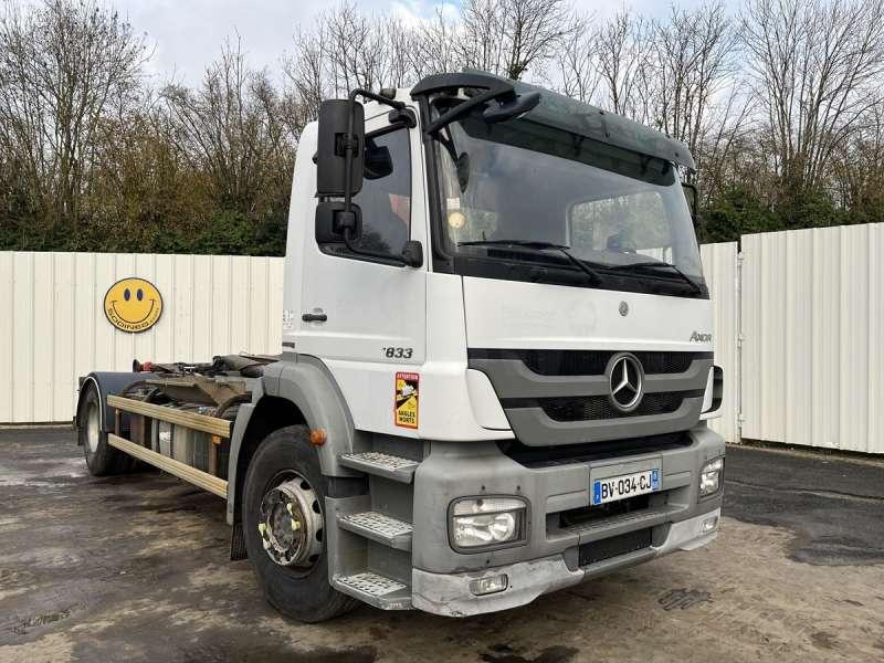 Hook lift truck Mercedes AXOR 1833: picture 8