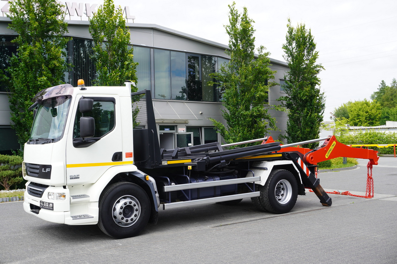 Skip loader truck DAF LF 55.220 Skip loader GUIMA PALFINGER M14T: picture 18