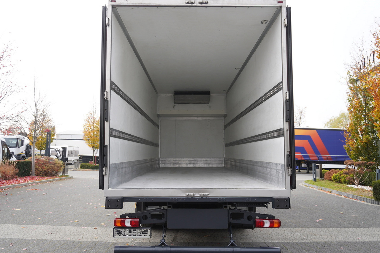 Refrigerator truck MERCEDES-BENZ Actros 2542 MP5 6x2 E6 / Kiesling refrigerated truck / 20 pallets / Thermo King T800R / steering axle: picture 8