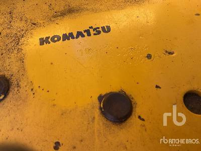 Crawler excavator KOMATSU PC210LC-7K: picture 9