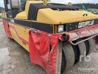 Roller CAT PS300C 7 Wheel Compacteur Pneumatique: picture 27