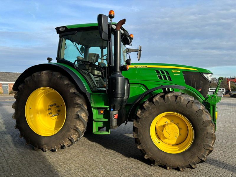 Farm tractor John Deere 6155 R: picture 6