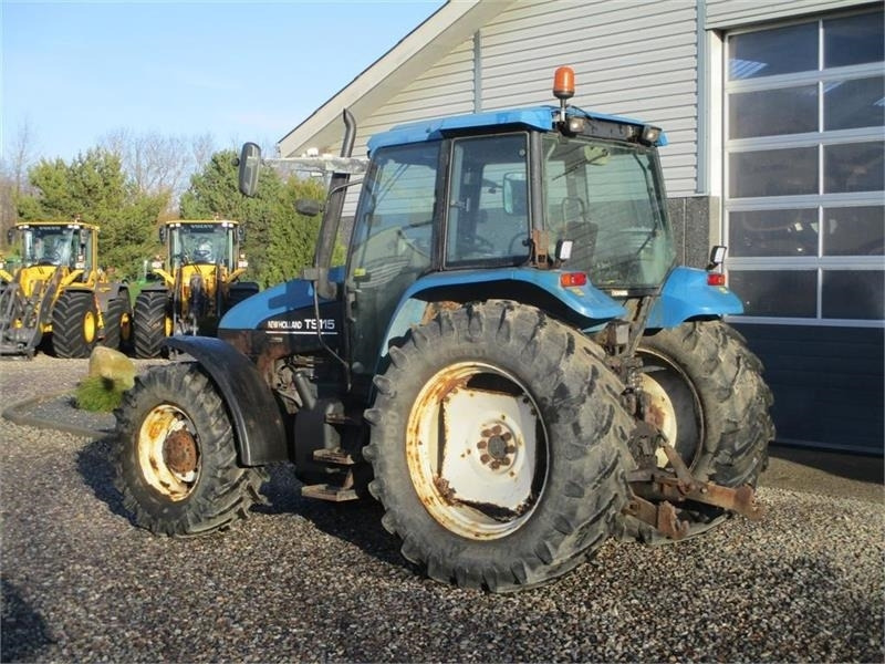 Farm tractor New Holland TS115 SLE: picture 9