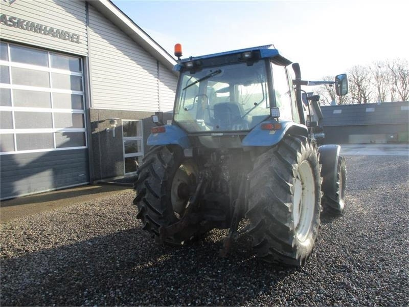 Farm tractor New Holland TS115 SLE: picture 13