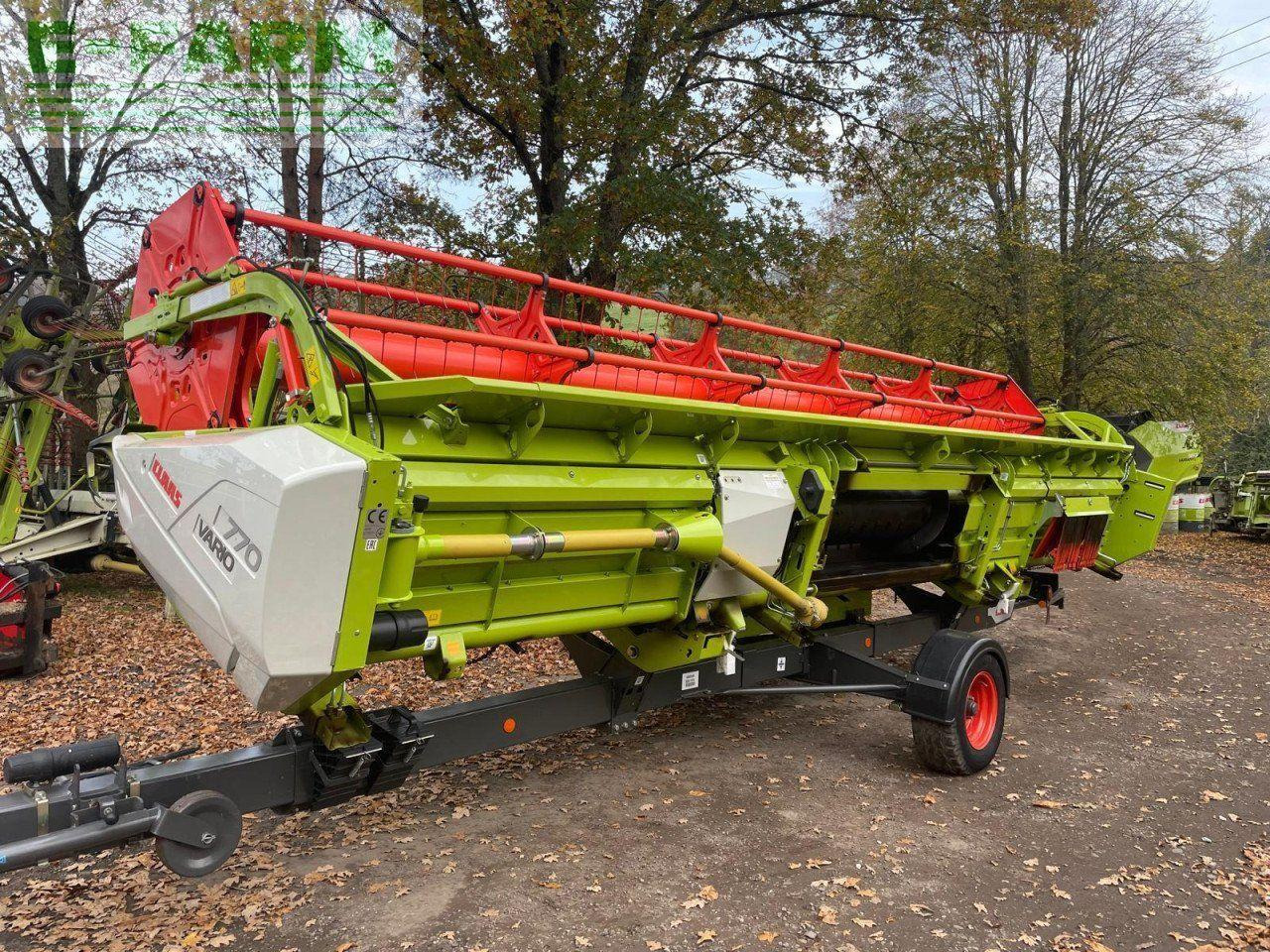 Combine harvester CLAAS TUCANO 560: picture 21