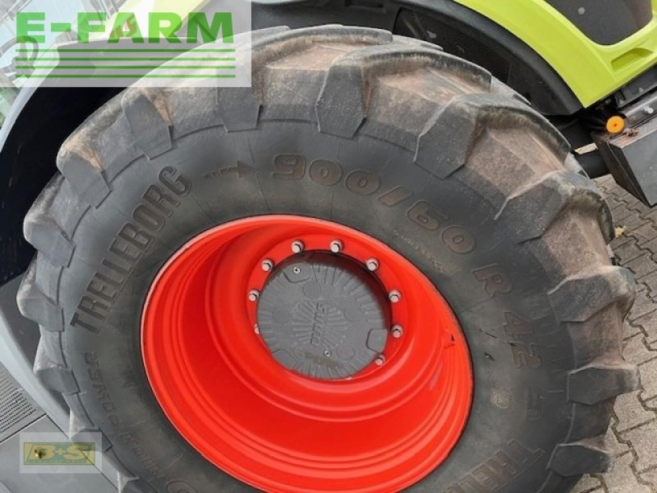 Farm tractor CLAAS xerion 4000 trac vc TRAC VC: picture 14