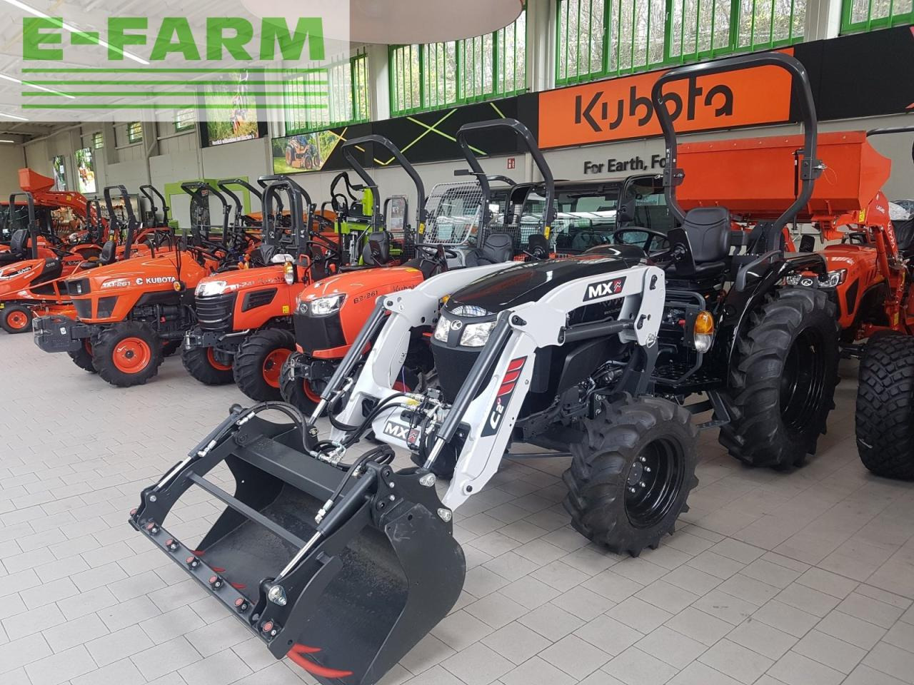 Farm tractor Kubota l1-382d: picture 9