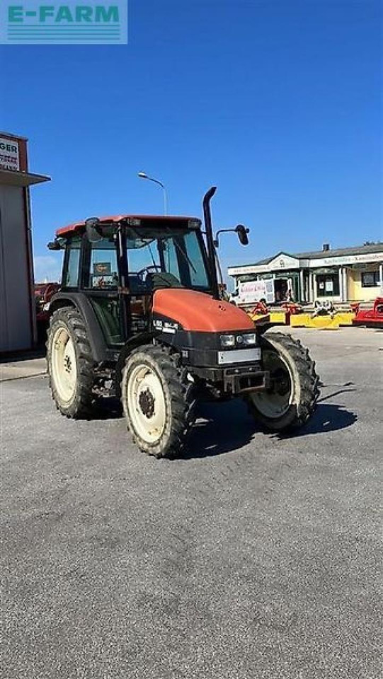 Farm tractor New Holland l65: picture 6