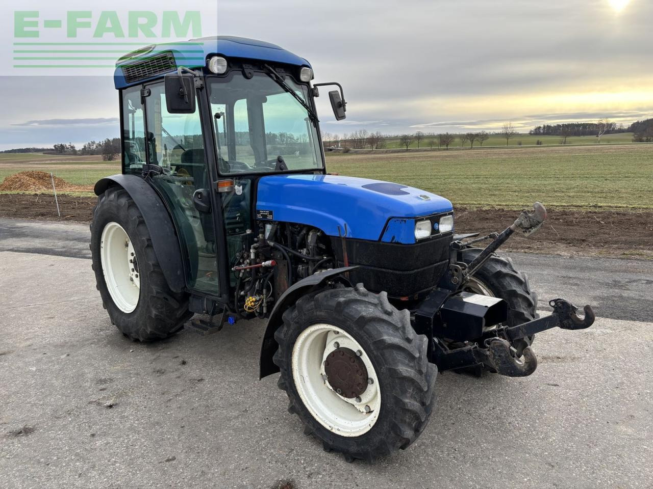 Farm tractor New Holland tm85fa: picture 9