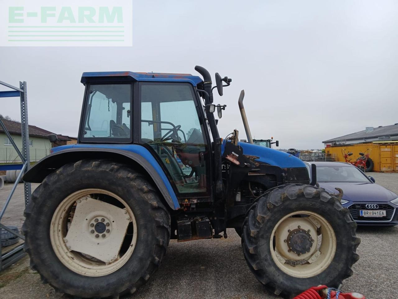 Farm tractor New Holland ts110: picture 7