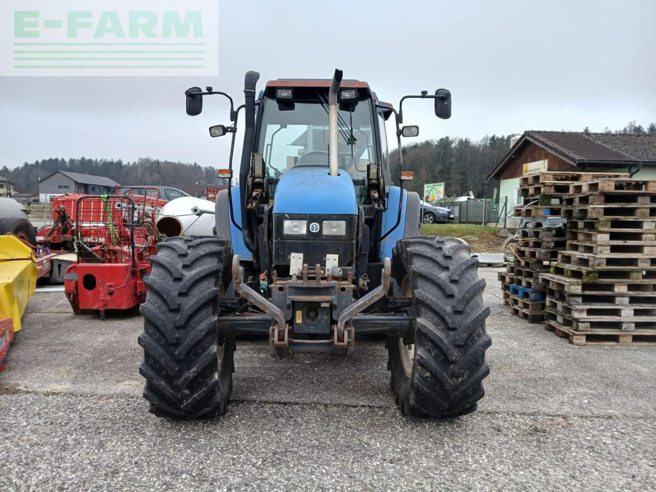 Farm tractor New Holland ts110: picture 6